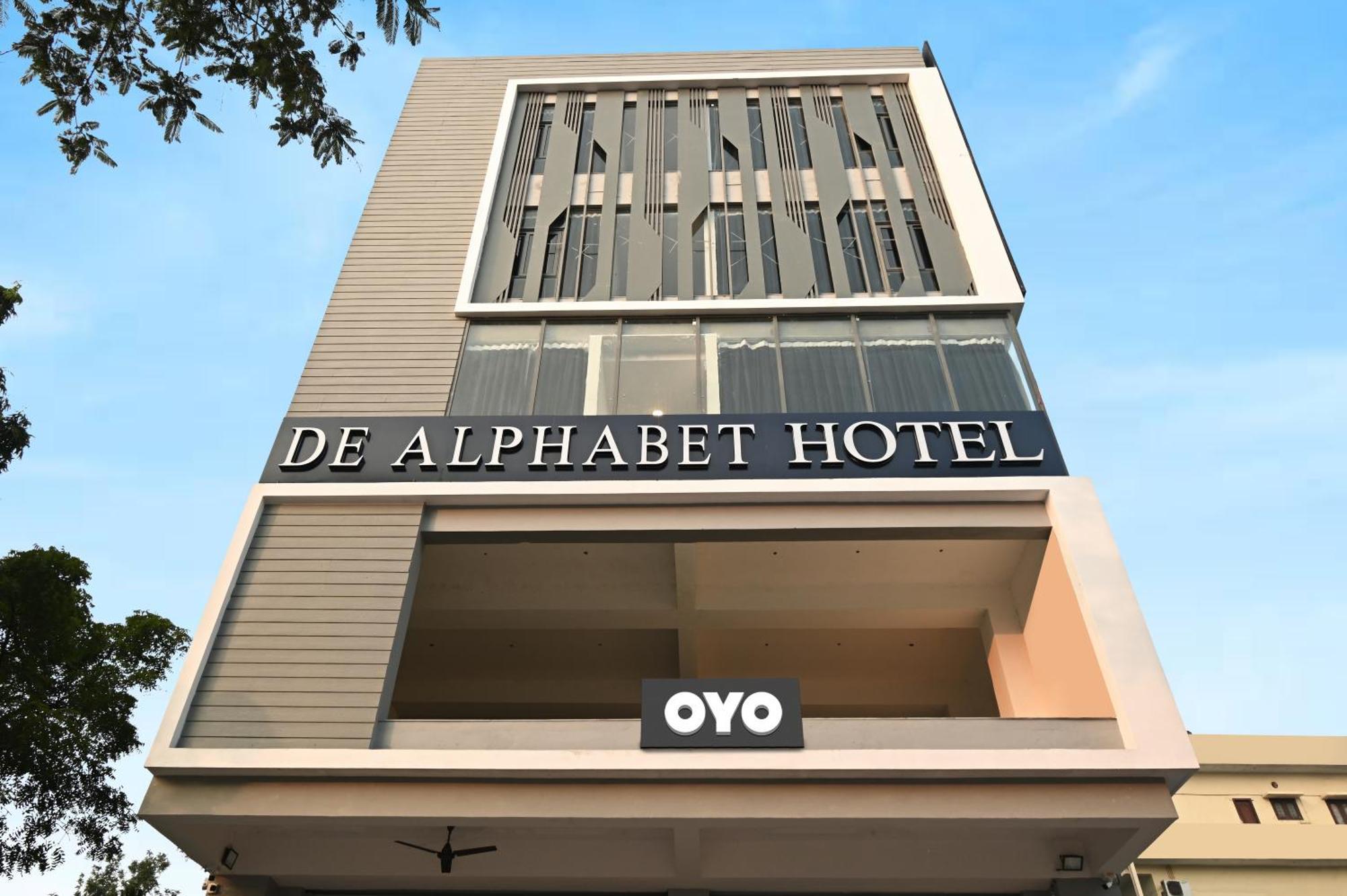 Super Townhouse De Alphabet Karmanghat Hyderabad Luaran gambar